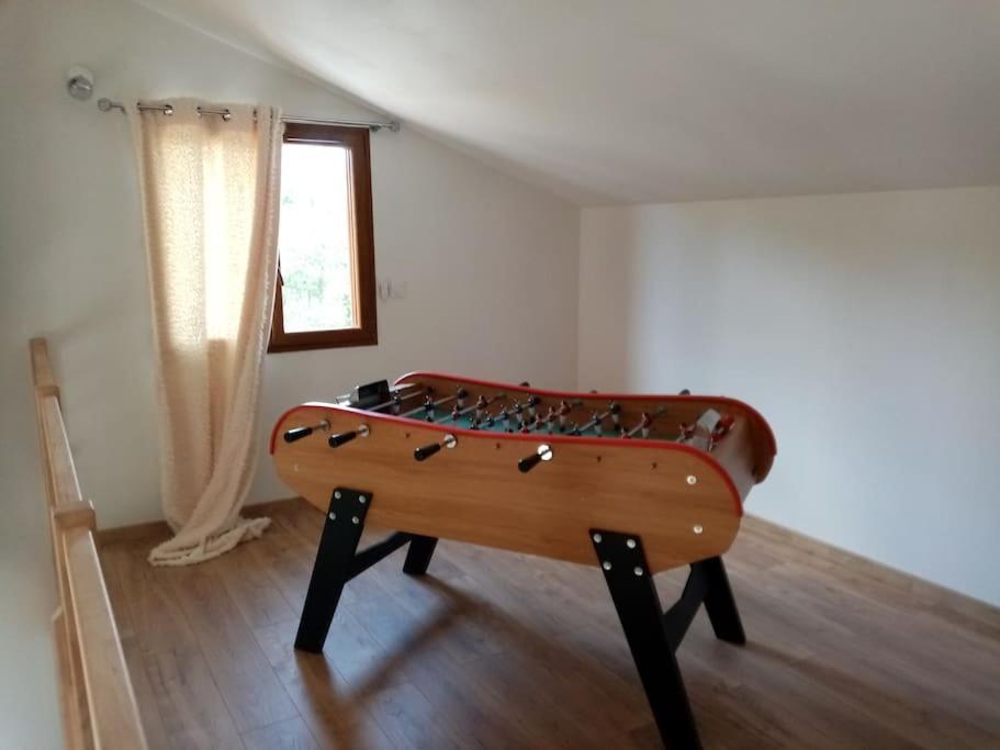 Chalet El Cant Dels Ocells Fillols Exterior foto